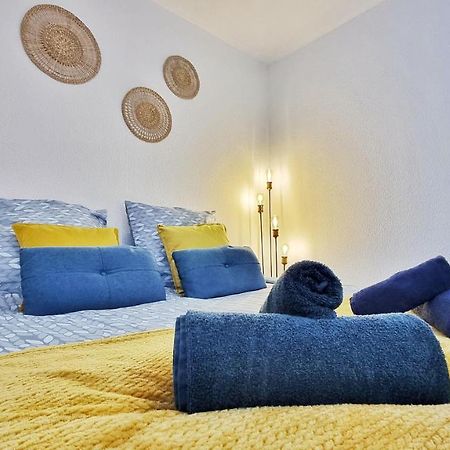 Le Smart - Parking - Terrasse - Wifi - Mulhouse - Relax Bnb Pfastatt Eksteriør billede