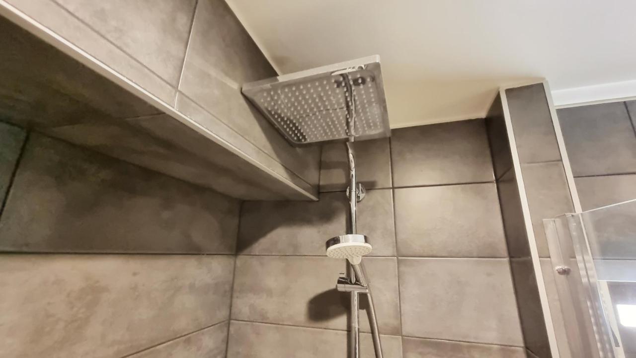 Le Smart - Parking - Terrasse - Wifi - Mulhouse - Relax Bnb Pfastatt Eksteriør billede