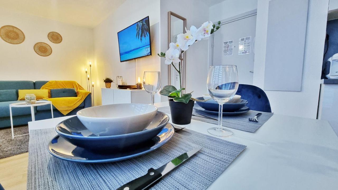 Le Smart - Parking - Terrasse - Wifi - Mulhouse - Relax Bnb Pfastatt Eksteriør billede