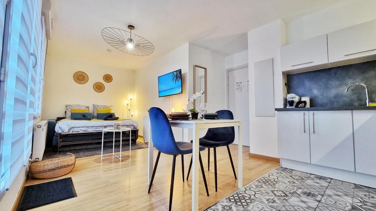 Le Smart - Parking - Terrasse - Wifi - Mulhouse - Relax Bnb Pfastatt Eksteriør billede